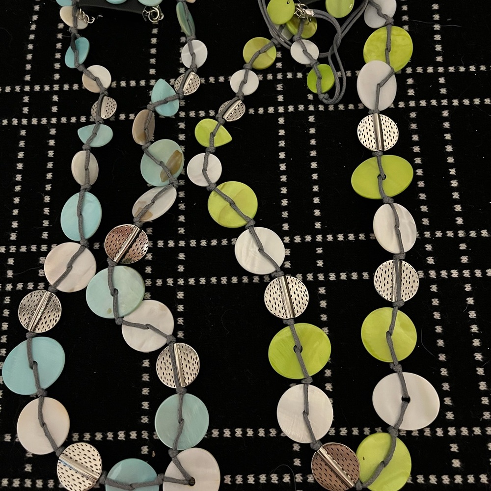 Paparazzi Vibrant Green and Blue Disc Necklace